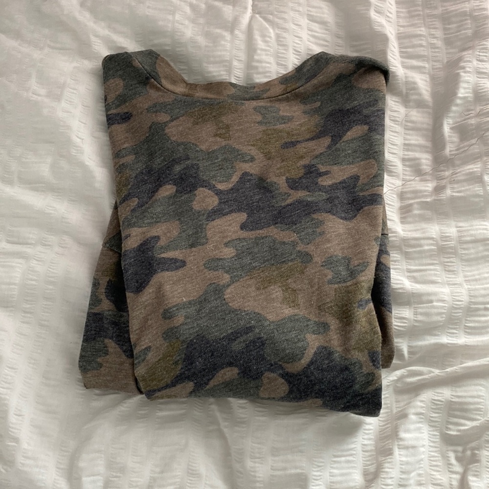 Cropped sweater